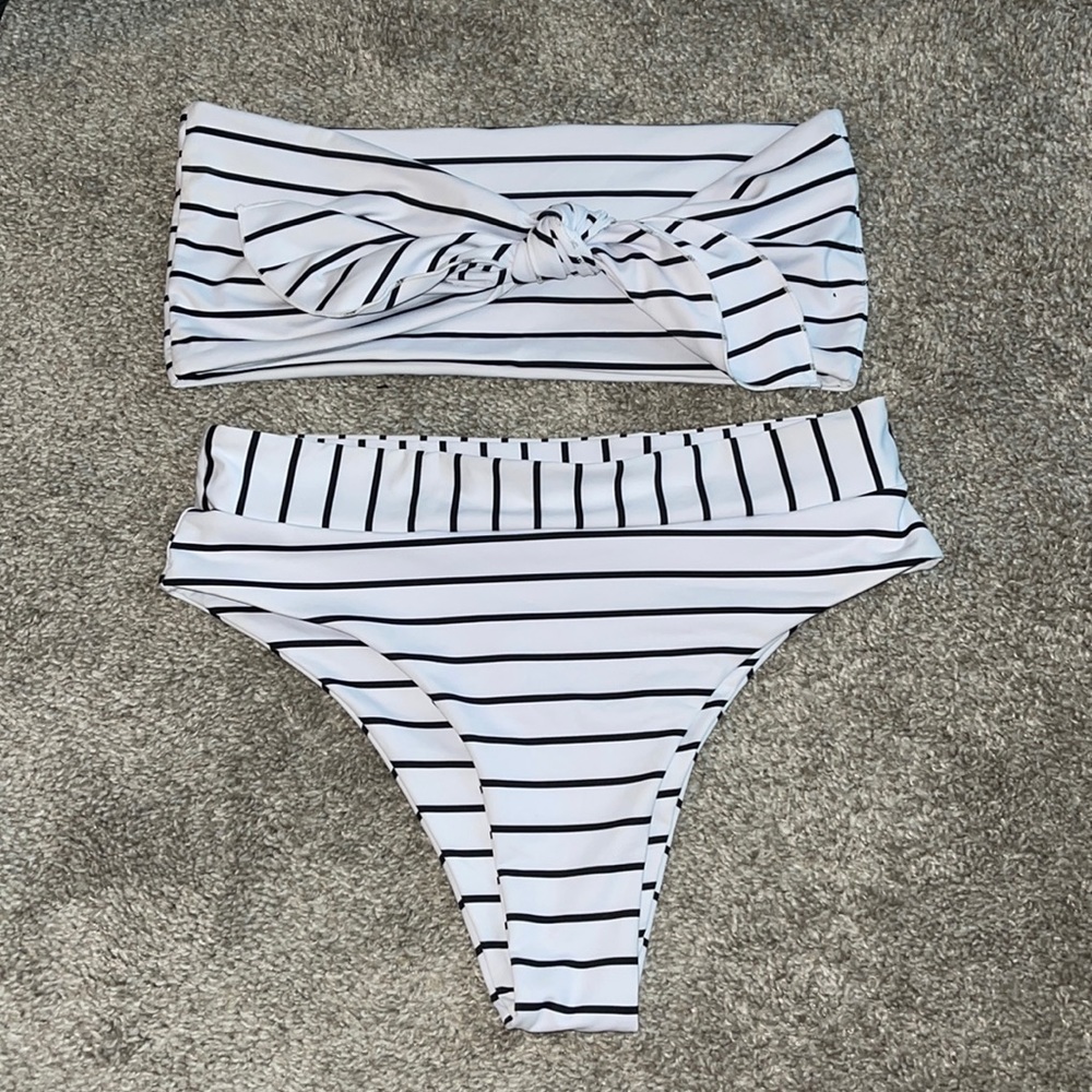 Never worn! High waisted Bathing Suit